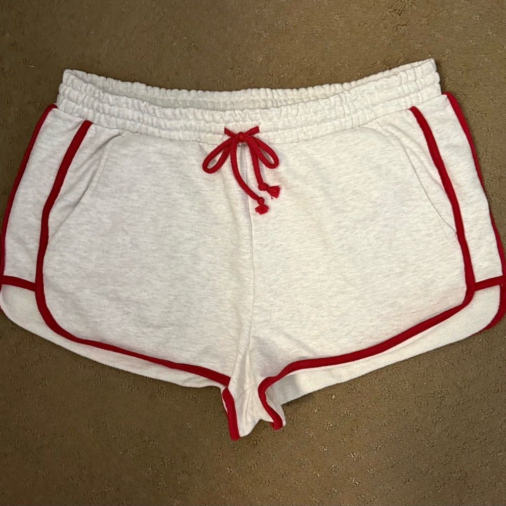 Market & Spruce Retro White Athletic Shorts with Red Trim